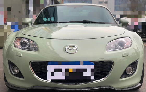 耐熱性しょう動の超光沢度の高い車の覆いのカーキ色の緑の自動車ビニールの覆い