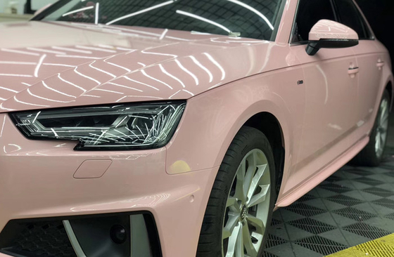 アクリルの基づいた付着力のビニールのフィルムの覆いの光沢度の高い桜のピンク車の覆い